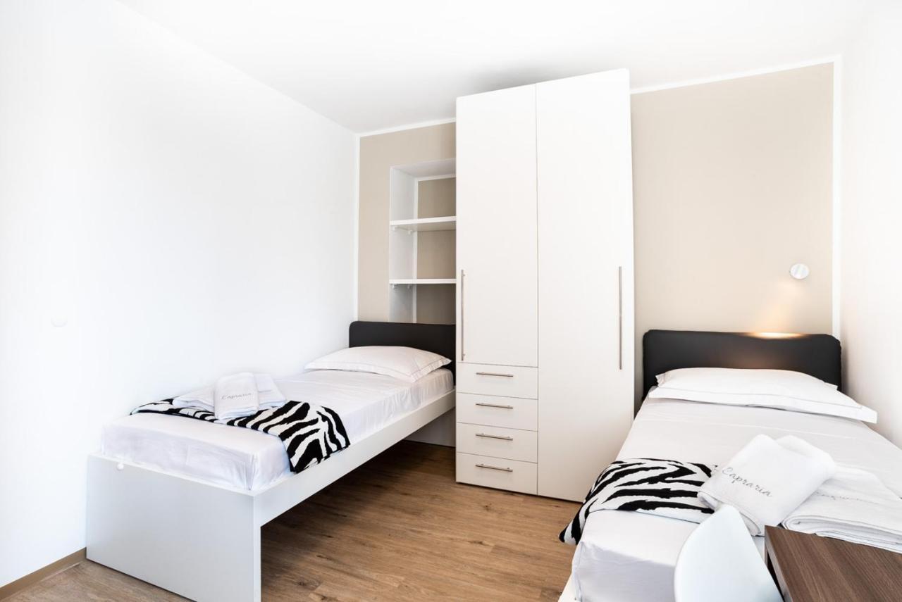 Capraria Appartments In Historic Center, With Private Parking コペル エクステリア 写真